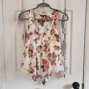 Beautiful Rose and floral patterned Tank Top